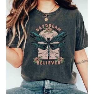 NEW KISSED APPAREL daydream believer floral graphic tee in pepper